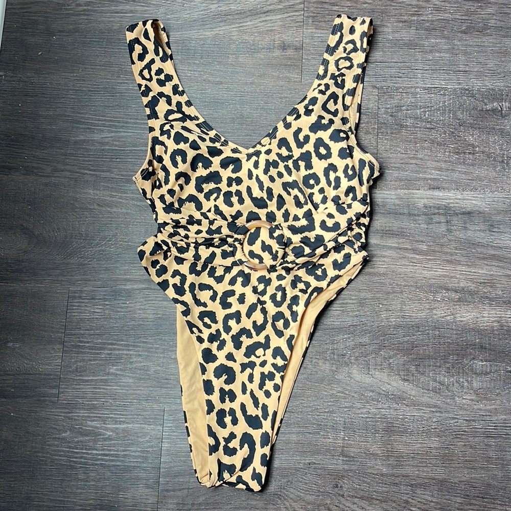 Artemis Midi One Piece - Size: M